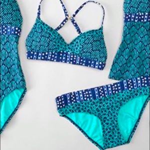 🎉Title Nine Bikini Top🎉